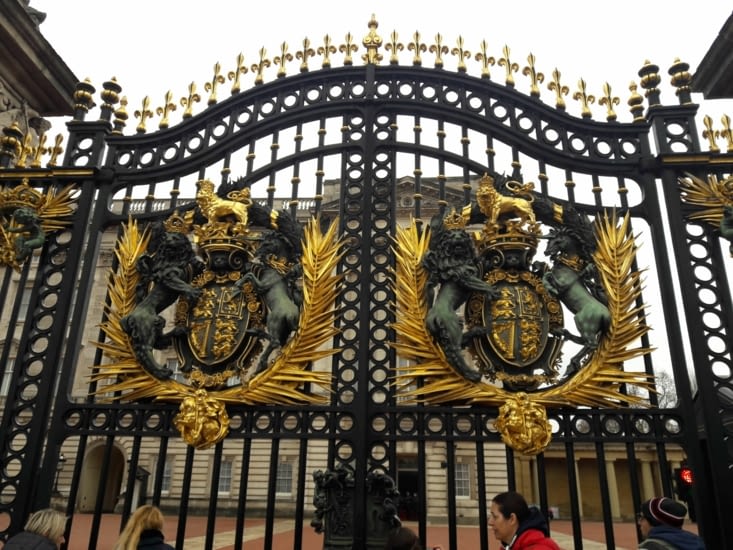 grille de Bukingham Palace