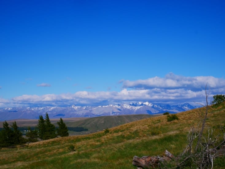 Nuages piégés sur les montagnes