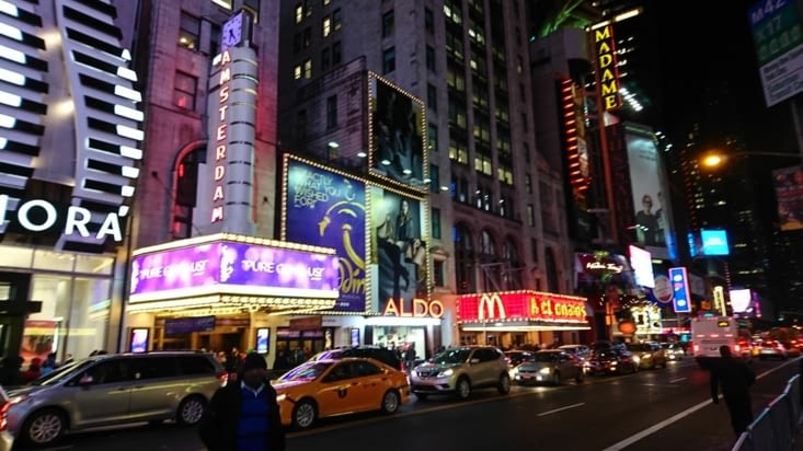 TIMES SQUARE 1