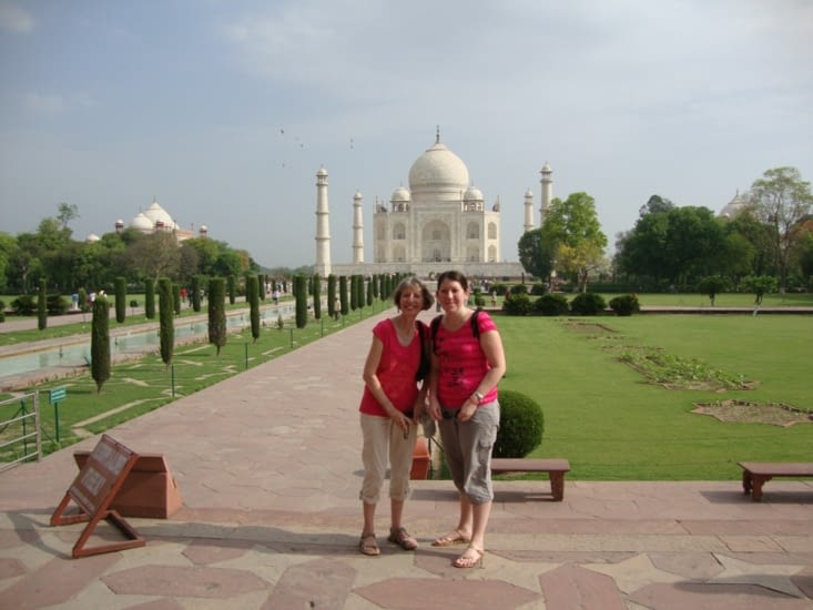 mother & me / Taj Mahal
