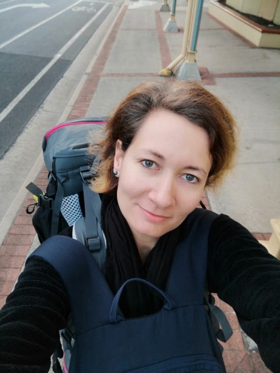 En mode portage de sacs à dos, même pas lourd.