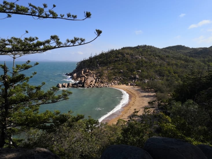 Et voilà la vue d'Alma Bay depuis le lookout.
