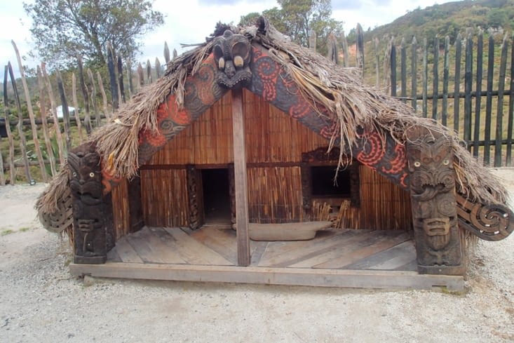 L'avantage de ce parc c'est qu'on peut aussi voir une partie de la culture maorie.
