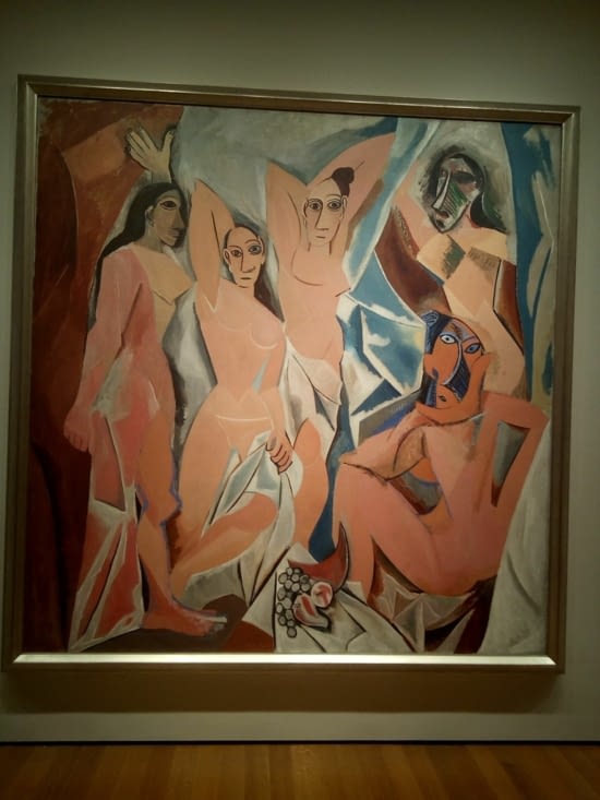 ...nous sommes rentrés à l'hôtel ... ( bon d'accord ça n'est pas tout à fait un hôtel...mais bon ça se rapproche non ??? Il y des chambres...) ...