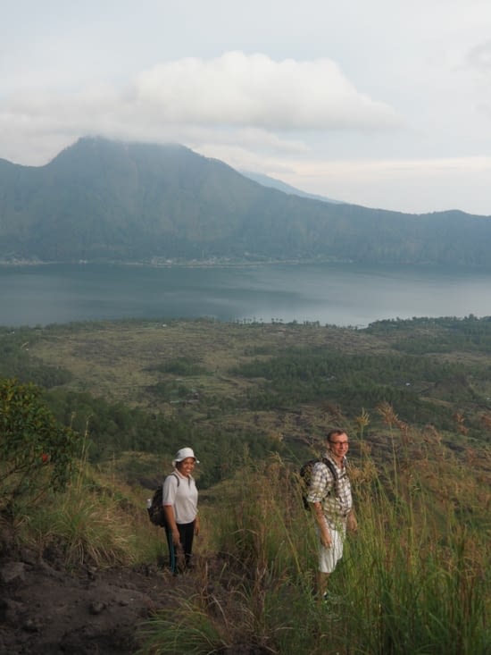 L'ascension difficile du volcan Mont Batur