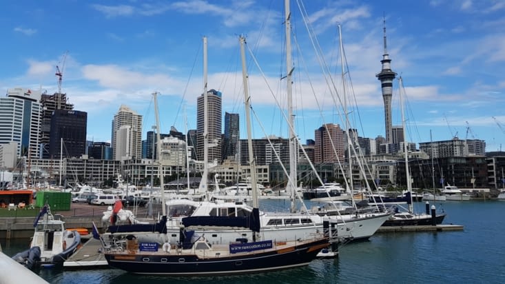 Vue de la ville depuis un des ports