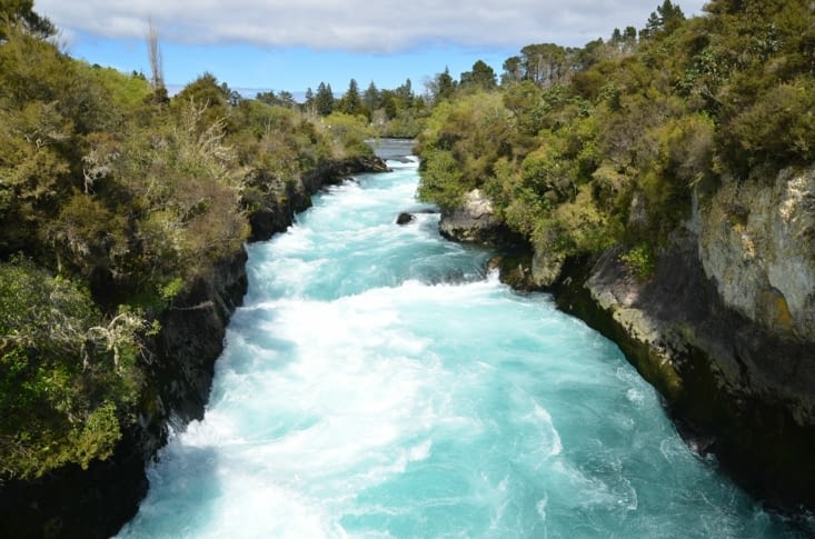 Le torrent avant la chute des Huka Falls