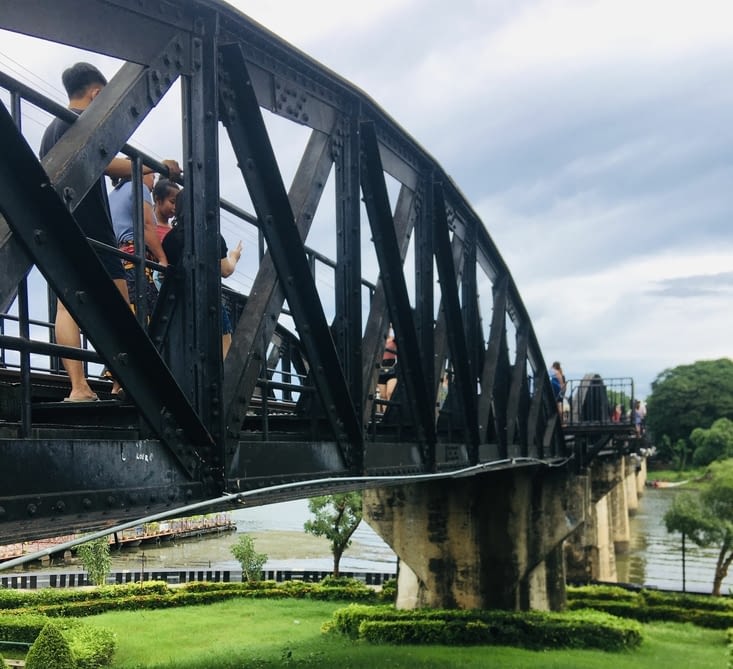 Le fameux pont de la rivière Kwai... touristique !