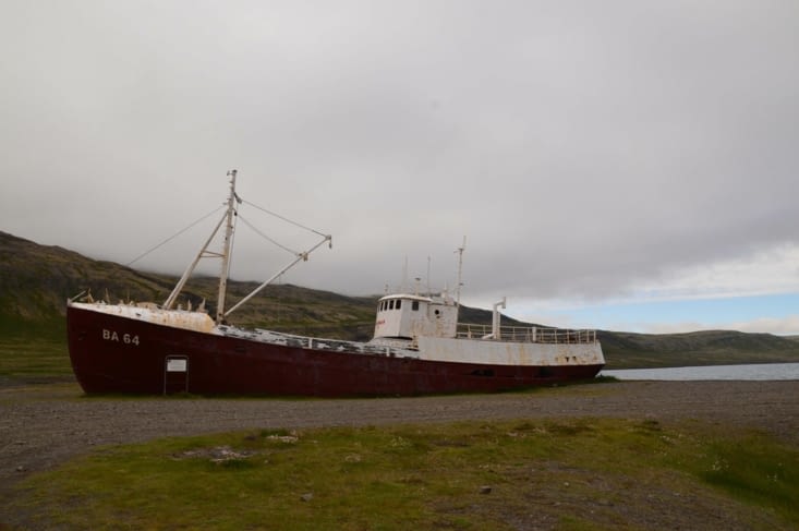 L'épave du Garðar, le premier bateau en acier qui a été utilisé par des pêcheurs islandais.