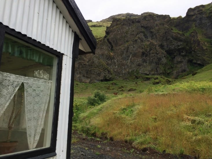 Notre guesthouse... Vintage, dirons-nous, du jour !! (Au pied de la star planétaire Eyjafjallajökull !)