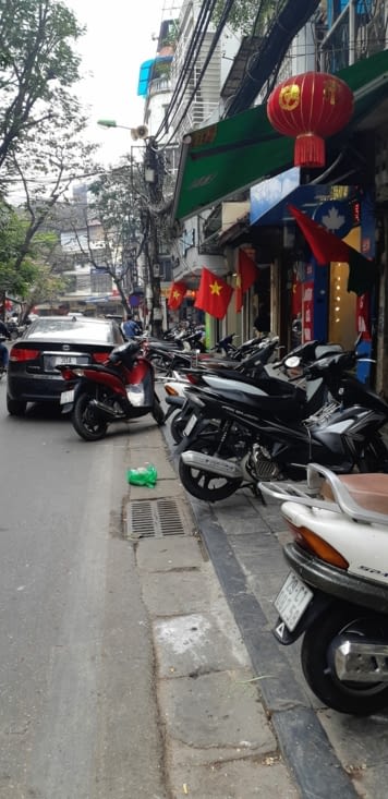 Hanoi contient 5 millions de motos pour 8 millions d'habitants !