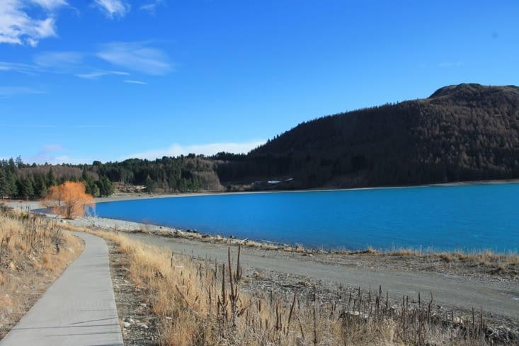 Le chemin de l'auberge de jeunesse.