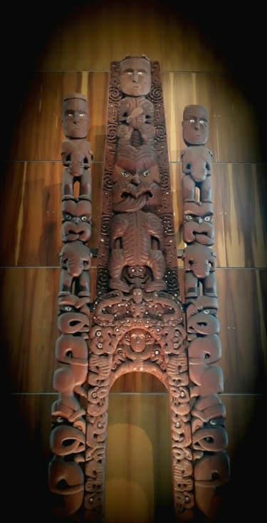 Sculptures Maori