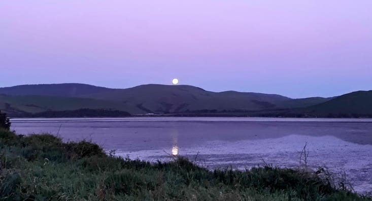 Lever de lune à Waikawa