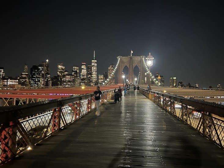 Et maintenant la mythique traversée du pont de Brooklyn à pied