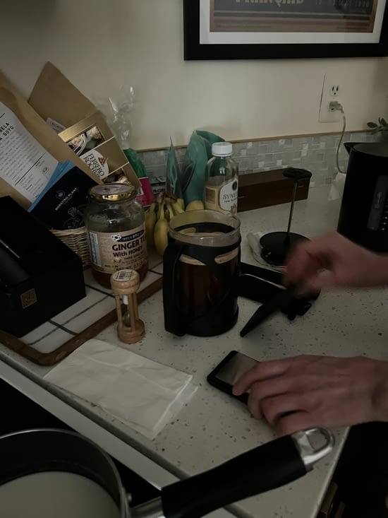 Gen est une experte en café, qui sillonne le monde entier