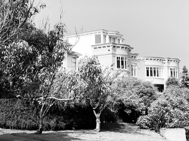 Un quartier trè riche tout autour