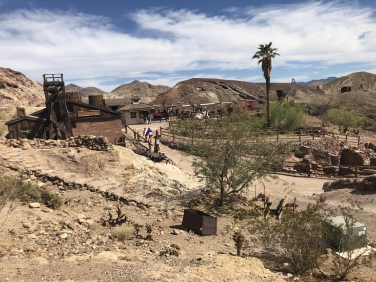 Vers la ruée de l'or... extraction dans les mines