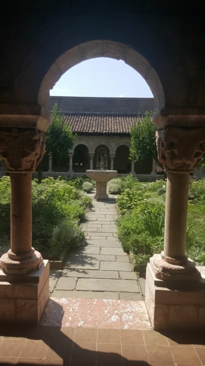 Cloître de Saint-Michel-de-Cuxa