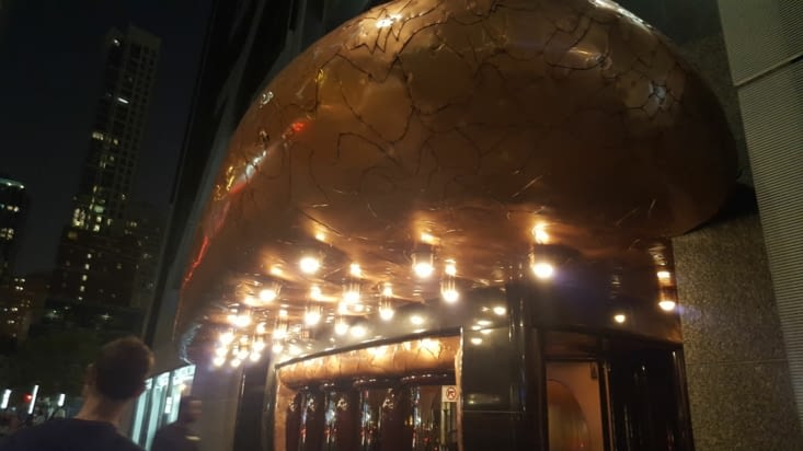 Entrée du CheeseCake Factory : ça rigole pas !