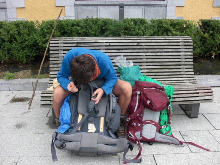 Et même de la couture pour rafistoler la bretelle du sac !