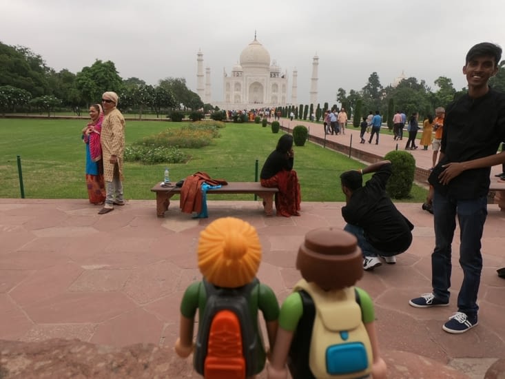 Les mininous au Taj Mahal