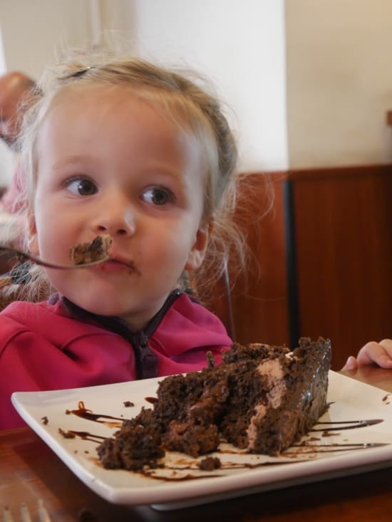 Bon temps dans un café...