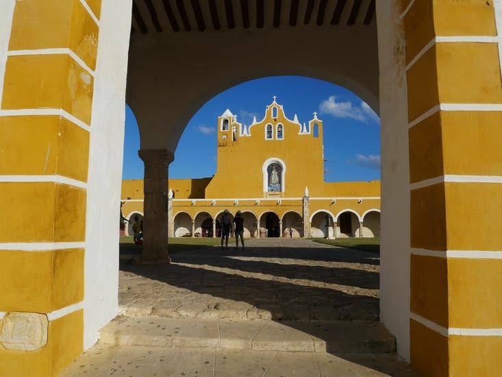 L'entrée du monastère