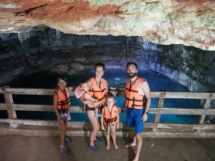 Dans le cenote
