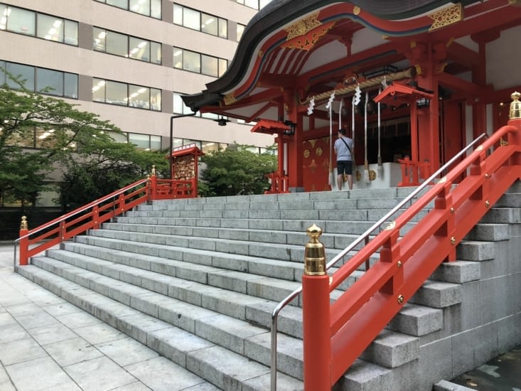 Le sanctuaire shinto Hanazono