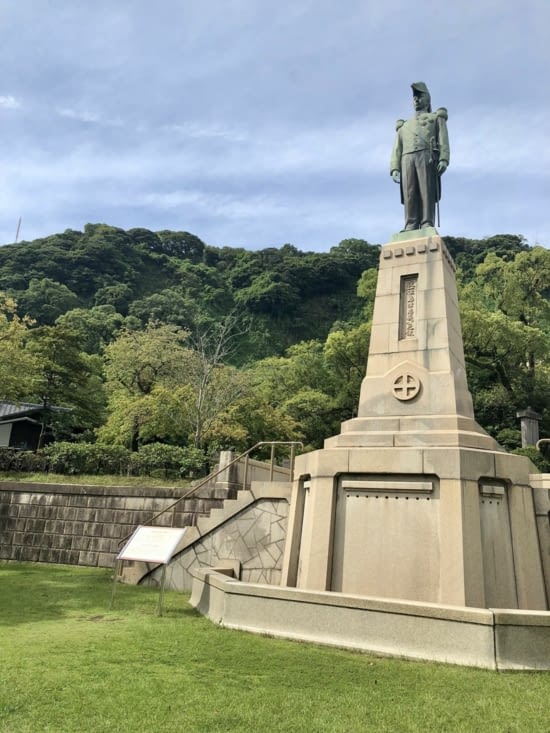 Statue de Shimadzu Tadayoshi, 29eme seigneur de la ville