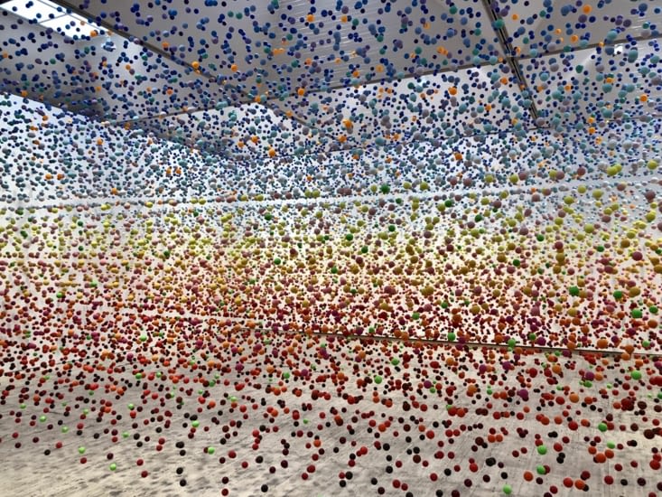 Des balles de toutes les couleurs