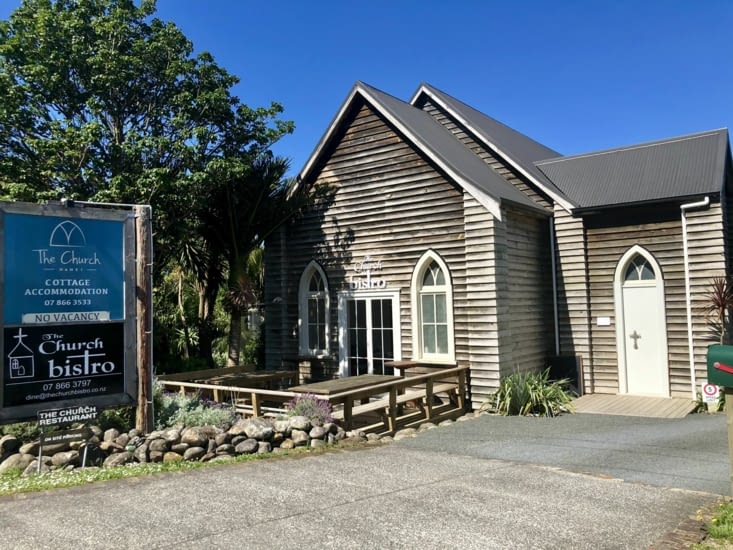L’église « bistro »