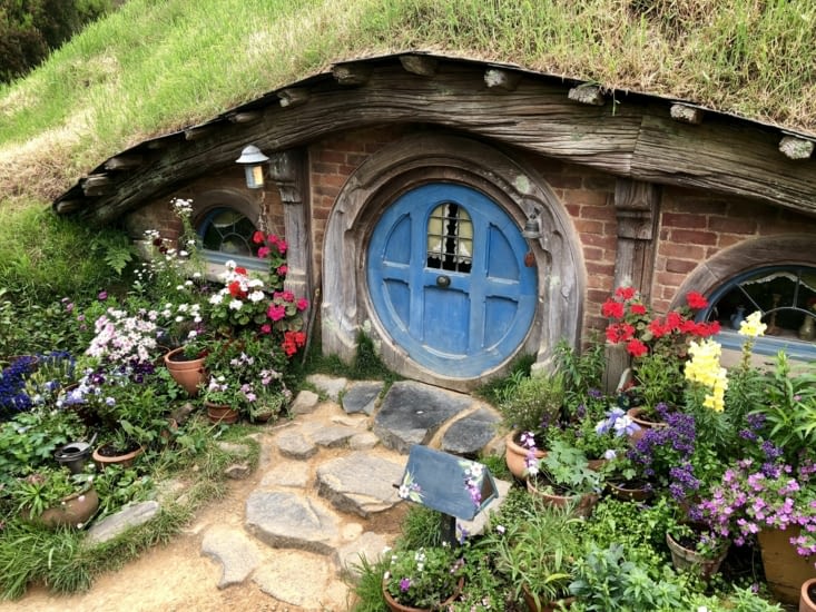 Un jardinier qui a la main verte