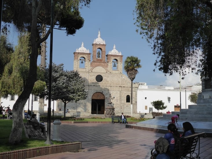 Façade cathédrale Riobamba