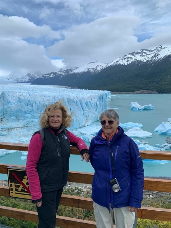 Les 2 séniores devant le glacier Perito Moreno