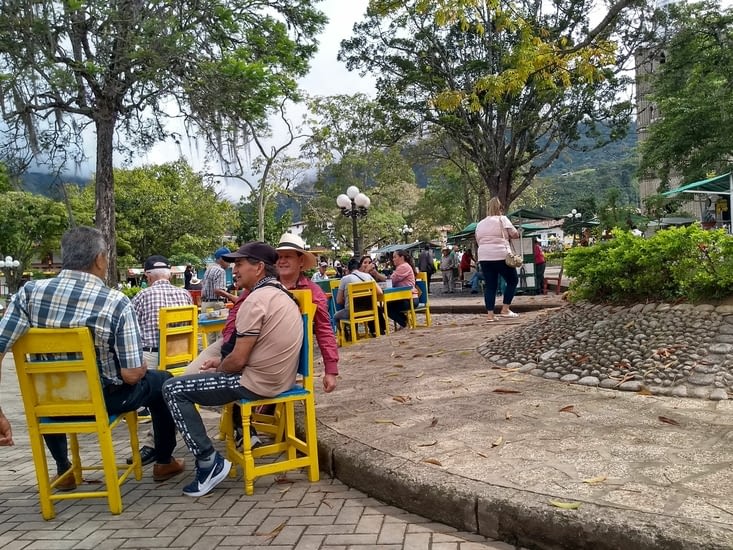 Place centrale Jardin