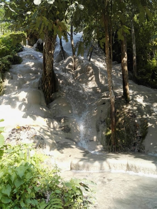 Cascade assez unique en son genre