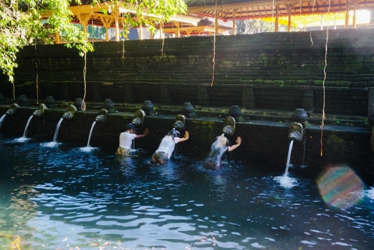Rituel de purification - Tirta Empul temple