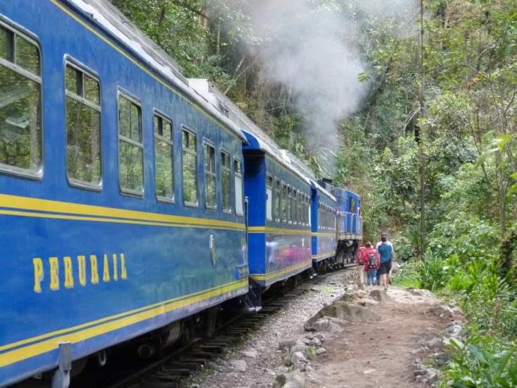 marche direction aguas calientes