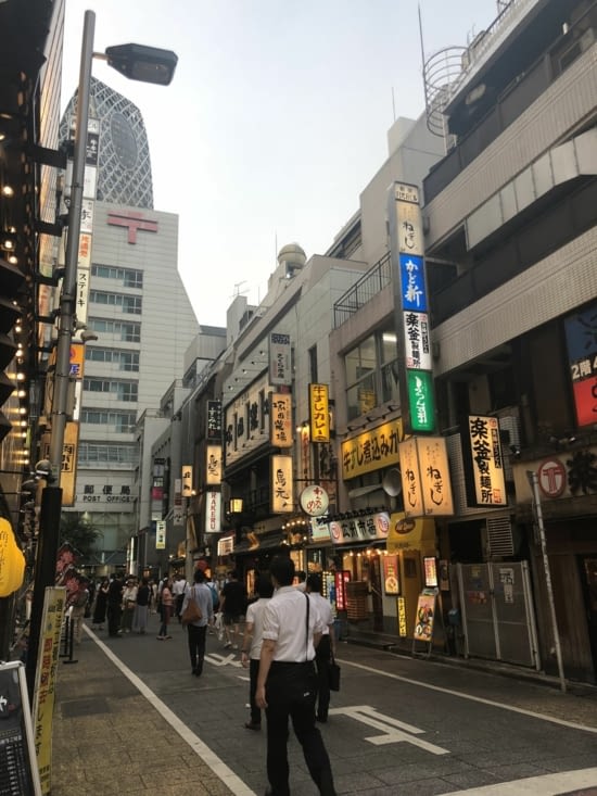 Dans les rues de Shinjuku