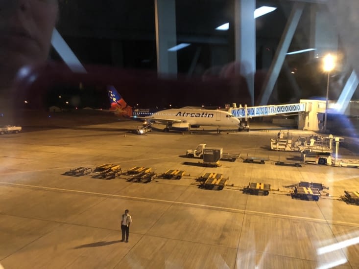 Arrivée sur le sol français à l'aéroport de Tontouta !