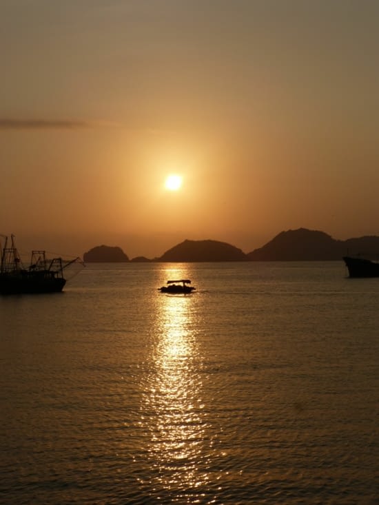 coucher de soleil sur la baie