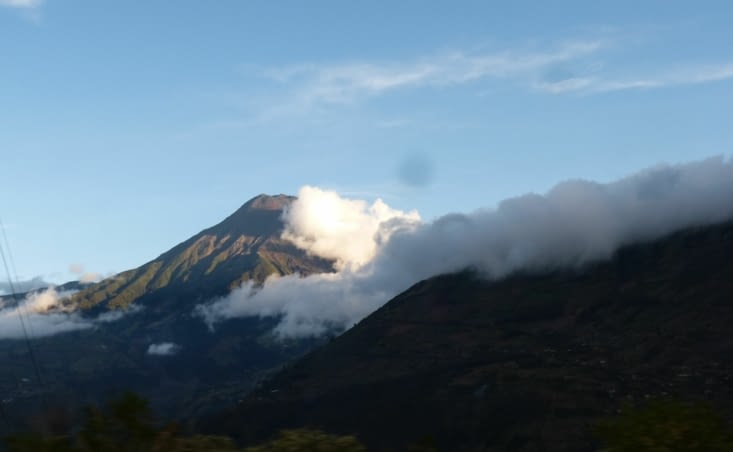 le volcan Tungurahua à Banos ,aujourd'hui découvert