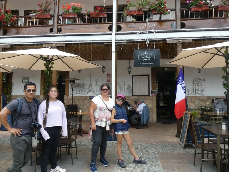 touristes français qui ont trouvé un petit resto français !!!