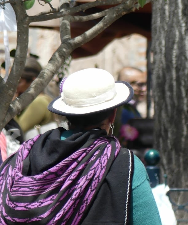 chapeau rond de la province voisine  de CaNar