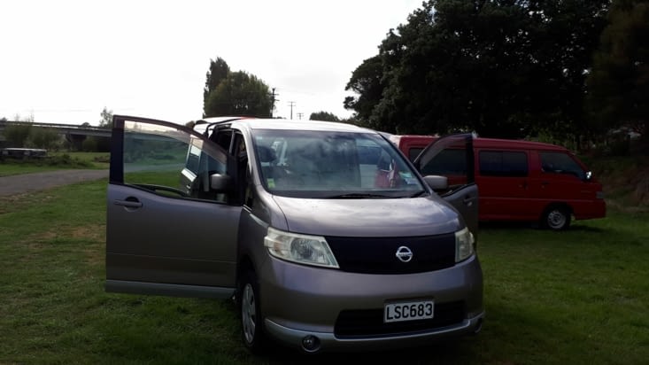 Le devant de la voiture !