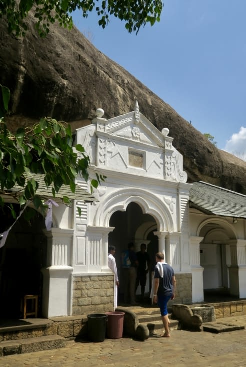 Entrée dans une des grottes.
