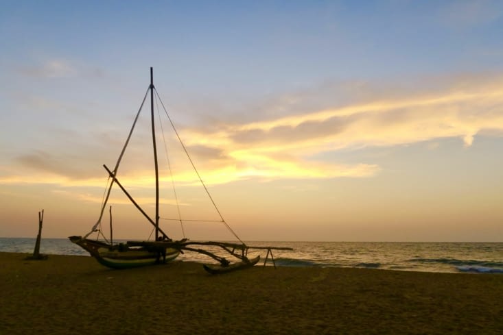 Dernière soirée au Sri Lanka, une balade au soleil couchant sur la plage de Negombo...