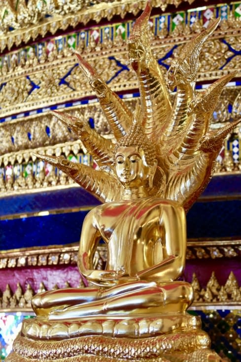 Interprétation thaïlandaise du cobra de Bouddha...